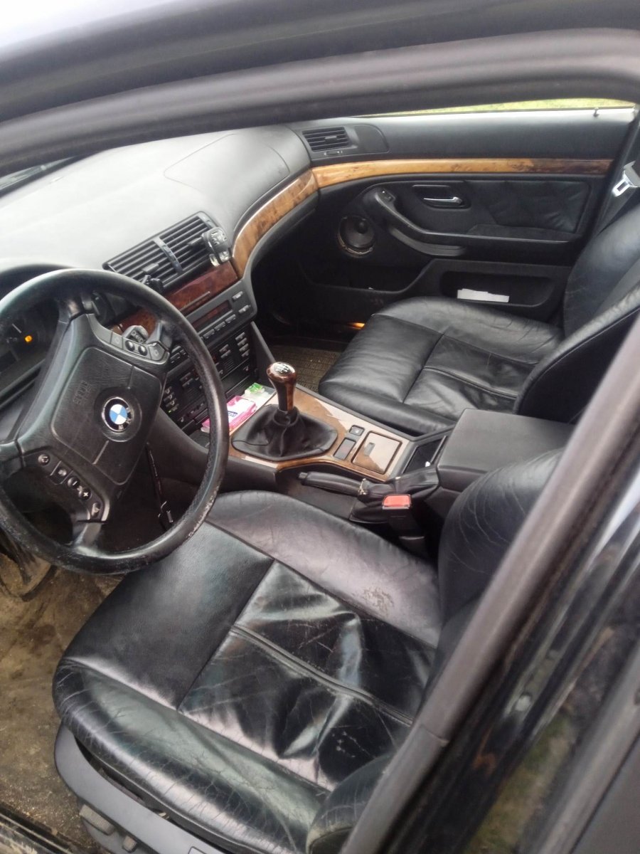 BMW E 39 525I 
