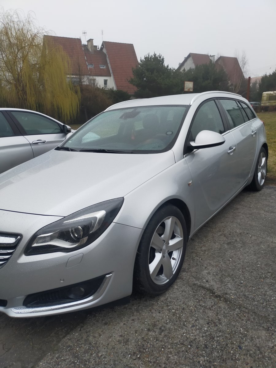 Opel insignia A 2.0 cdti 2013