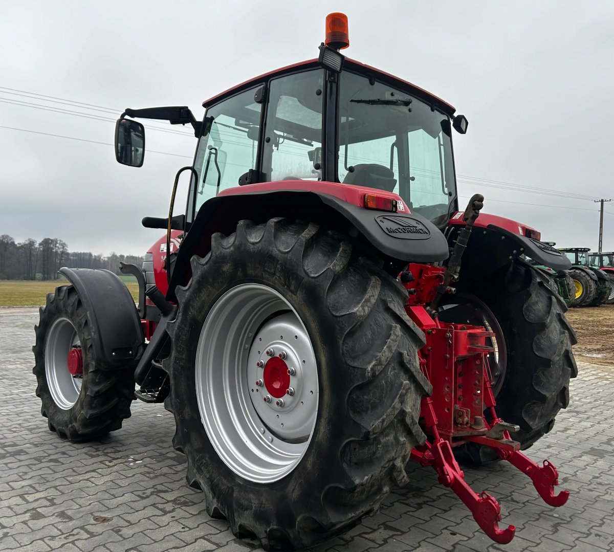 Ciągnik McCormick 115