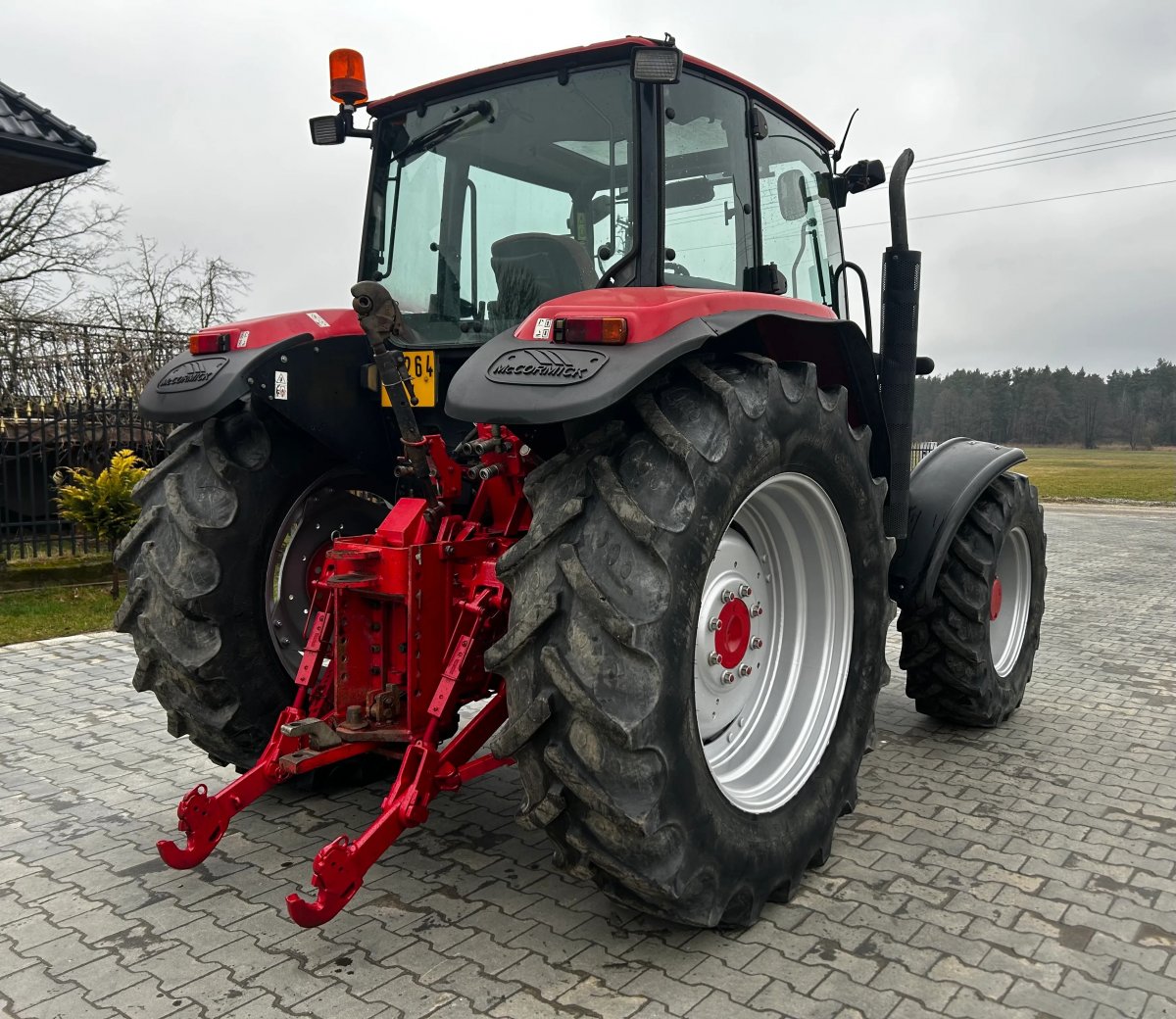 Ciągnik McCormick 115