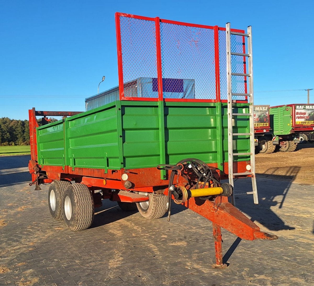 Rozrzutnik Warfama 8 ton