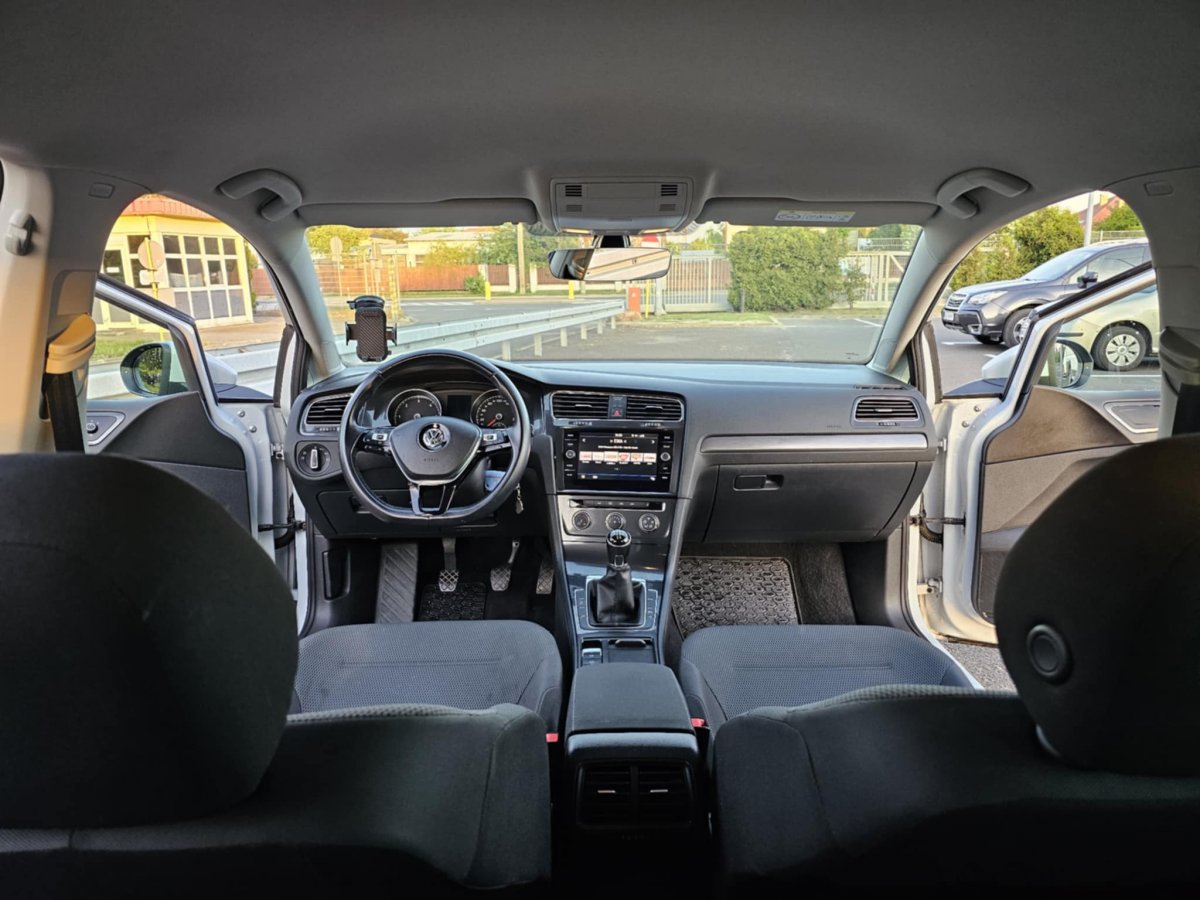 Volkswagen Golf 1.6 Tdi
