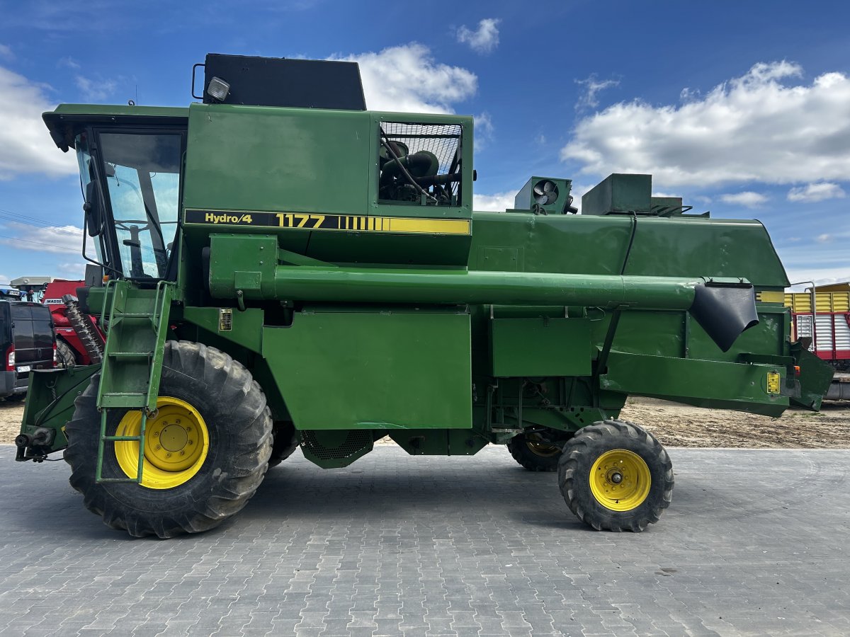 Kombajn John Deere 1177
