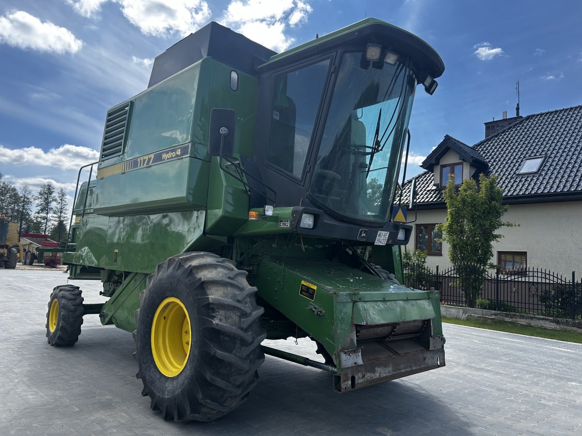 Kombajn John Deere 1177