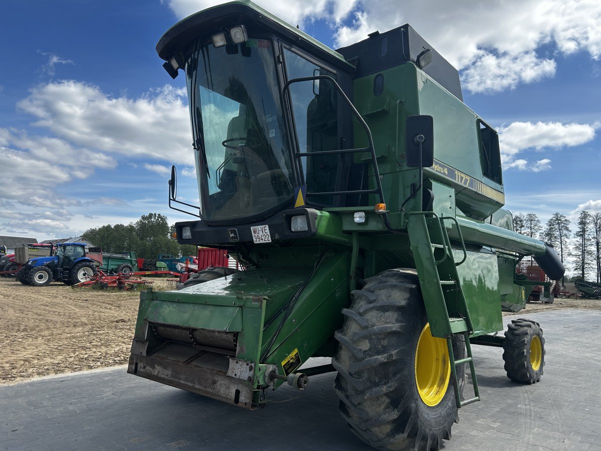 Kombajn John Deere 1177