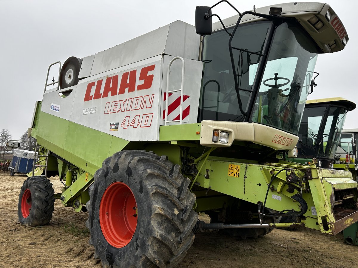 Kombajn Claas Lexion 440