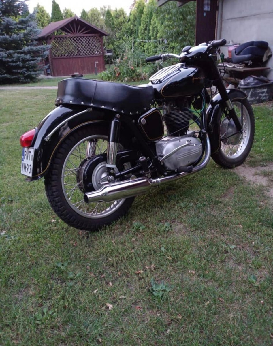 Motocykl Junak M10