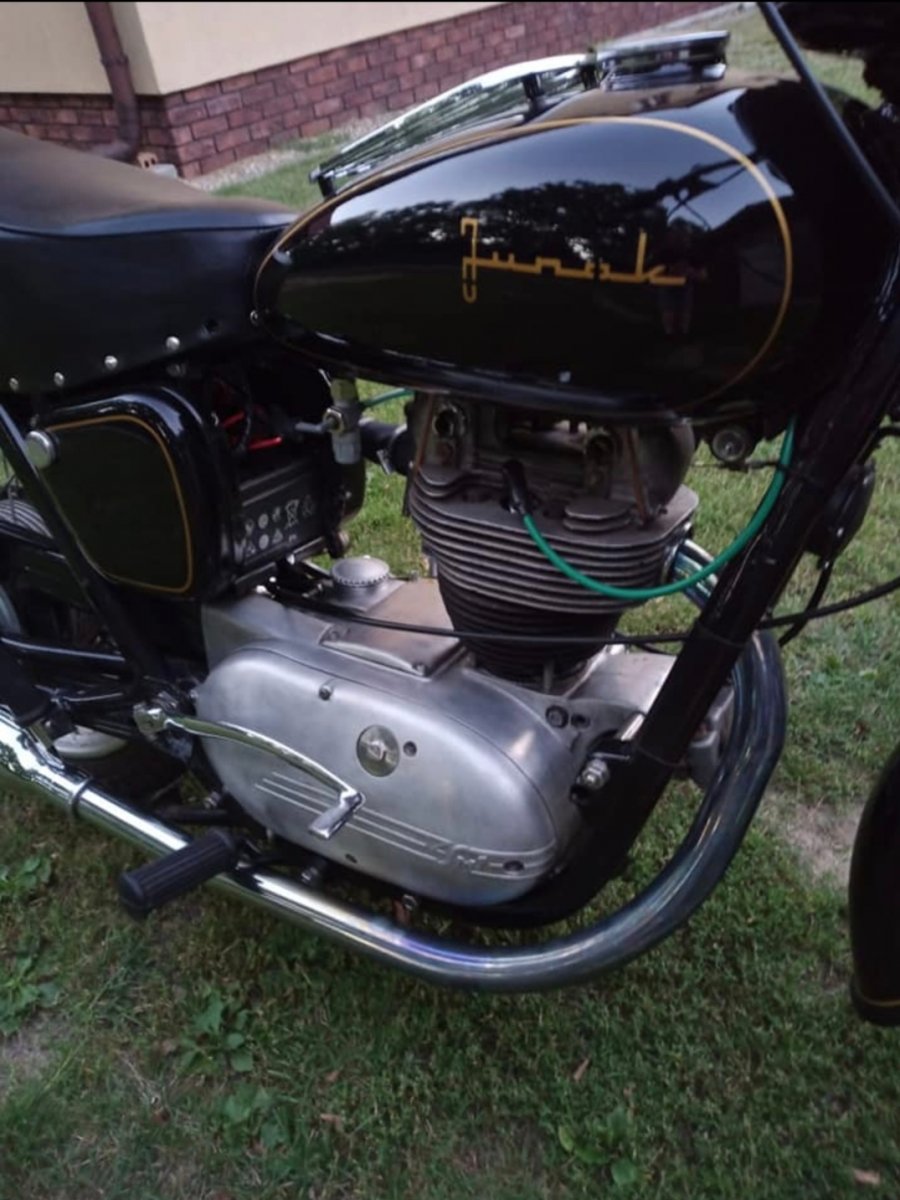 Motocykl Junak M10