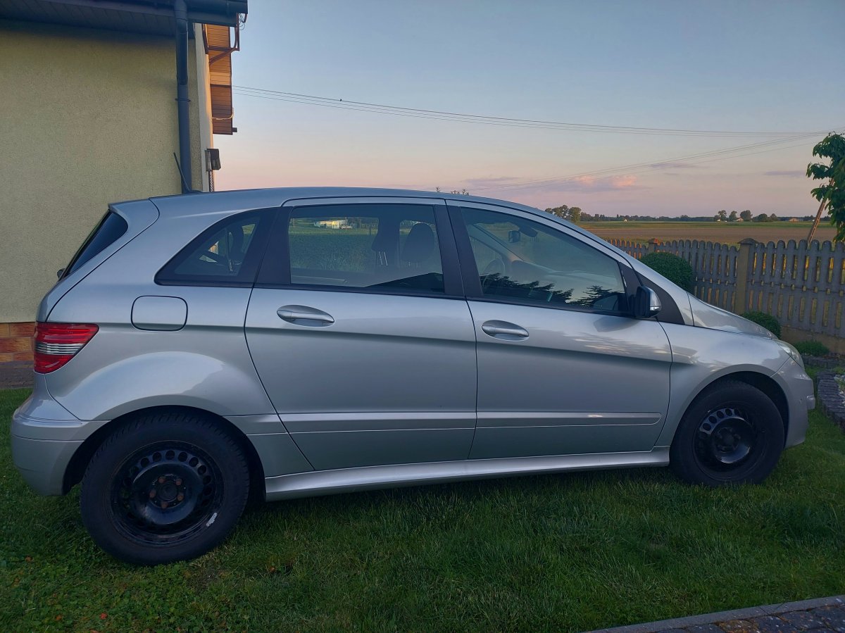 Sprzedam Mercedes-Benz B-180