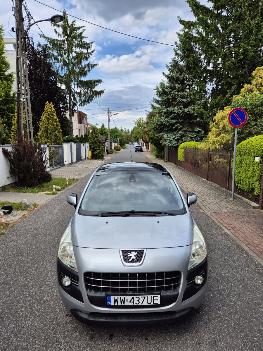 Peugeot 3008 2.0 HDi • 110 KM • Manual • Zadbany • Panorama • Klima • Serwisowan
