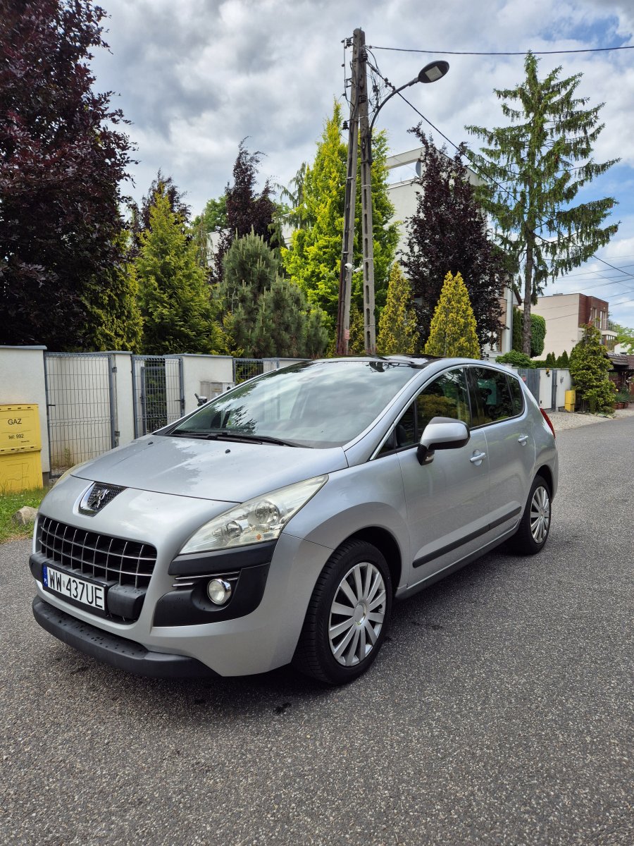 Peugeot 3008 2.0 HDi • 110 KM • Manual • Zadbany • Panorama • Klima • Serwisowan