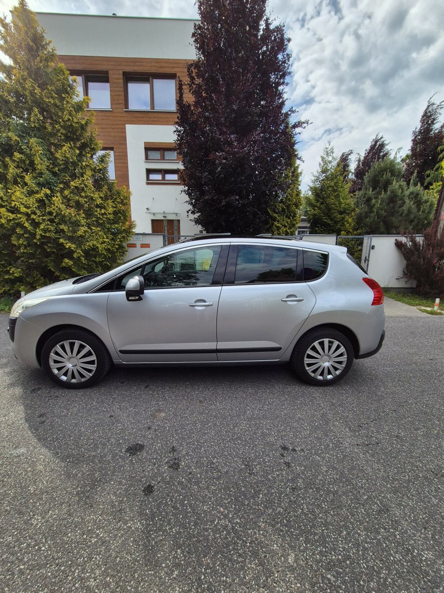 Peugeot 3008 2.0 HDi • 110 KM • Manual • Zadbany • Panorama • Klima • Serwisowan