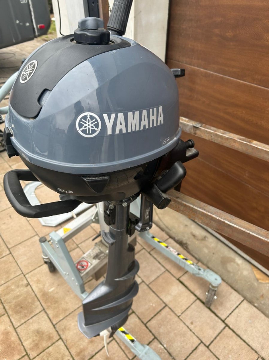 Silnik zaburtowy Yamaha F2.5BMHL