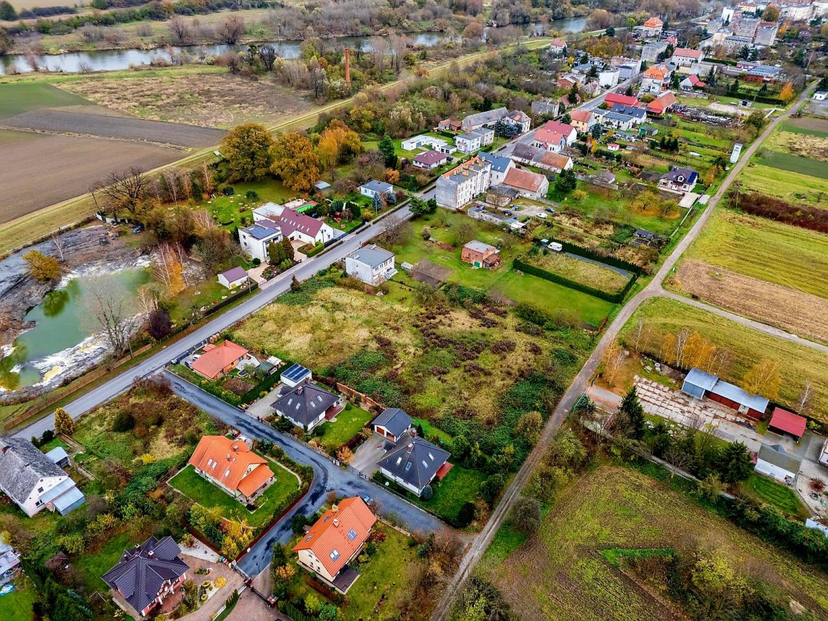 BRZEG-RATAJE -SPRZEDAM 2 DZIAŁKI BUDOWLANE