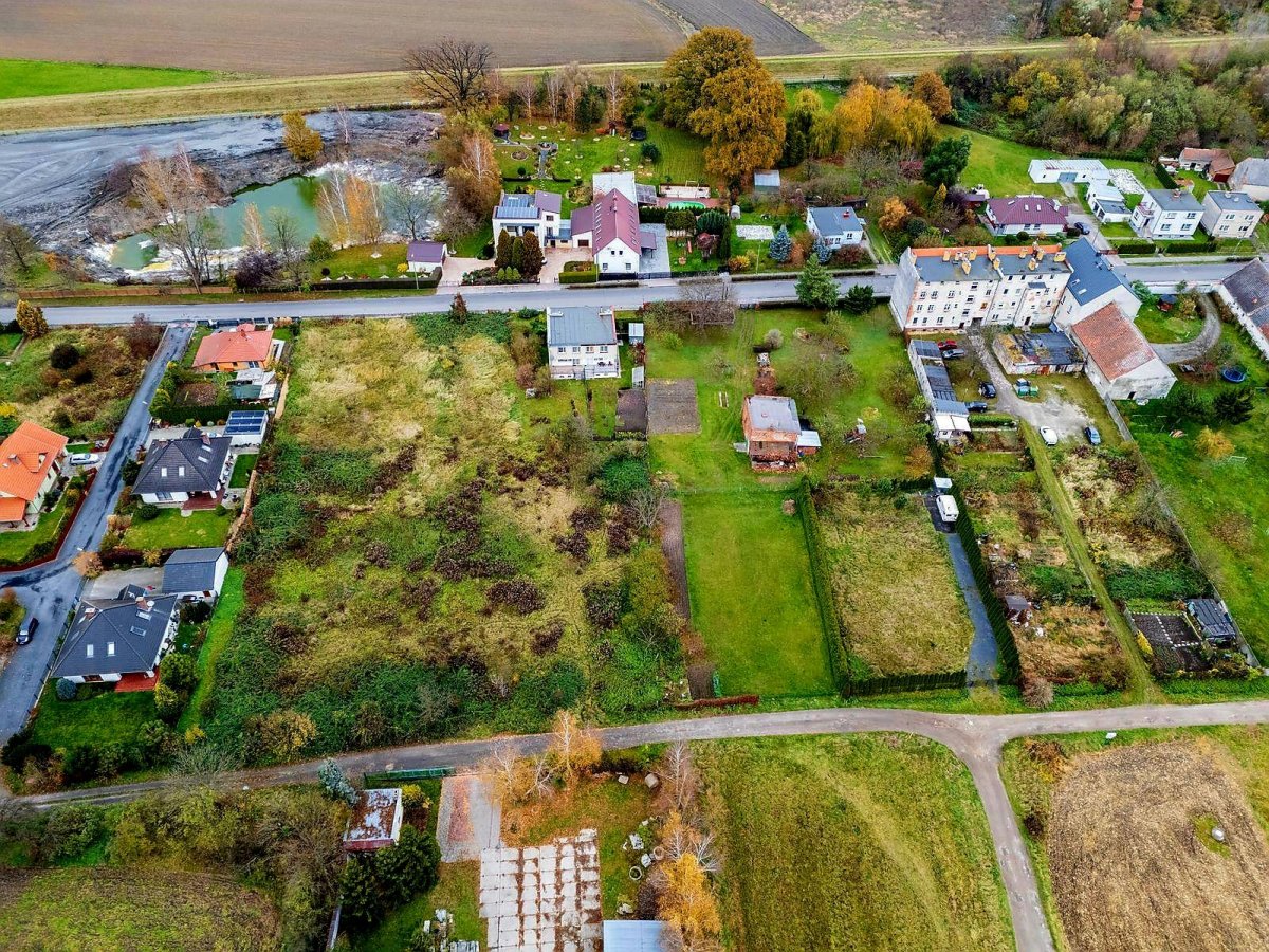 BRZEG-RATAJE -SPRZEDAM 2 DZIAŁKI BUDOWLANE