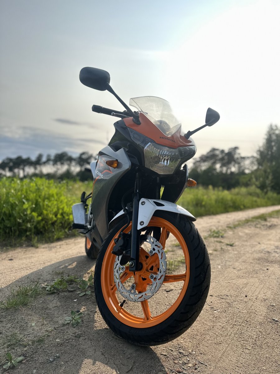 Honda CBR 125 R - 2011