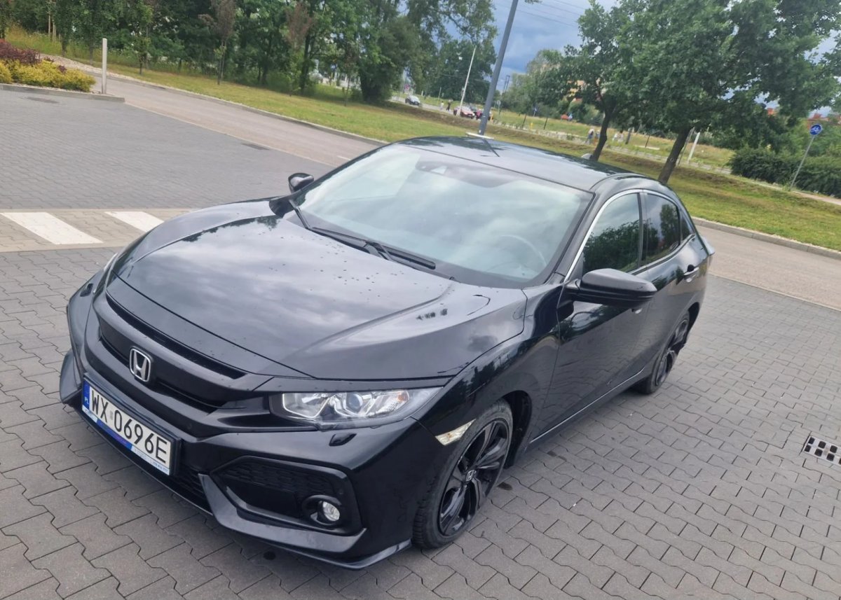 Honda Civic X 1.0 Civic, niski przebieg, full opcja