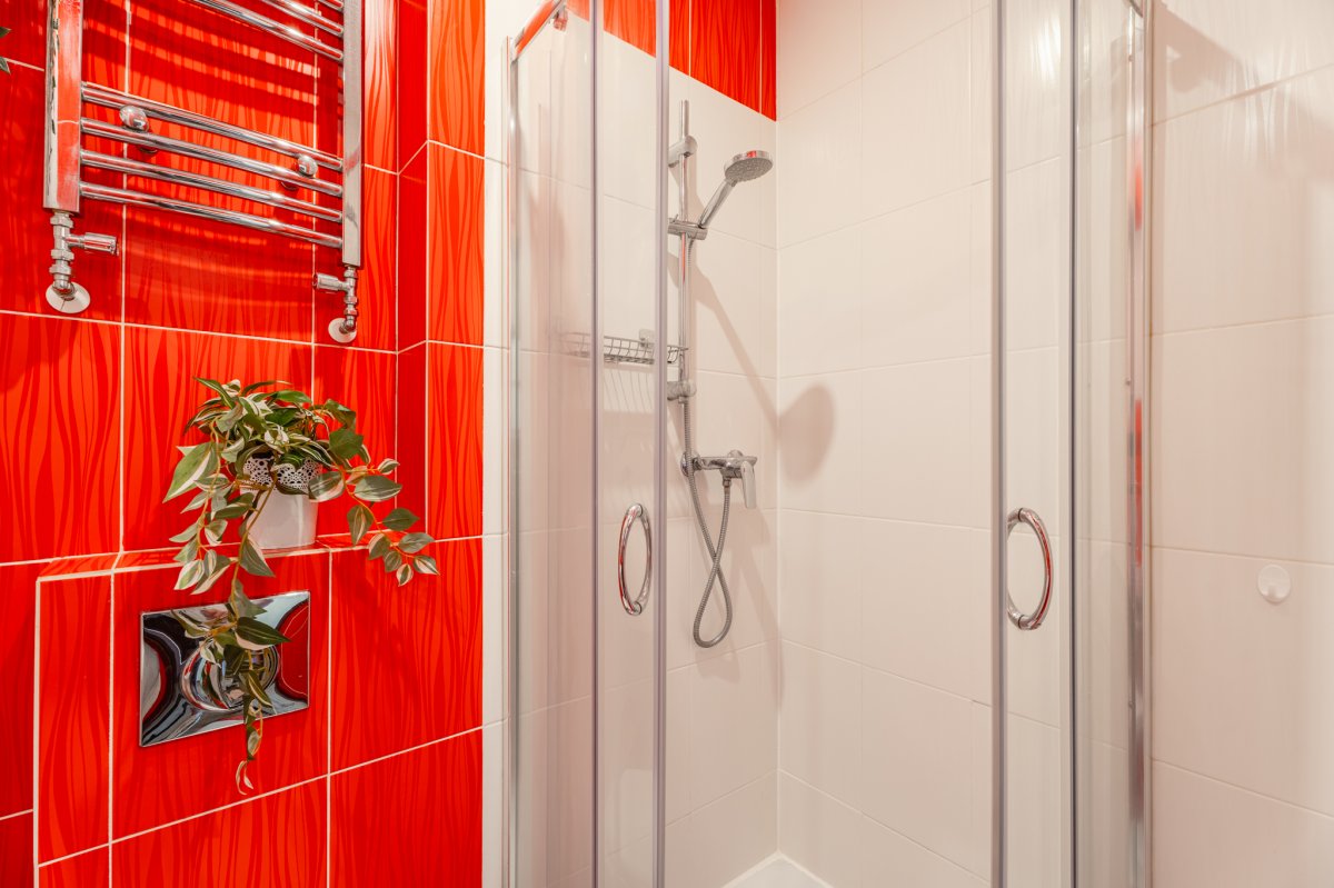 2 pokoje, oddzielna kuchnia + garaż 60m2 Szczecin