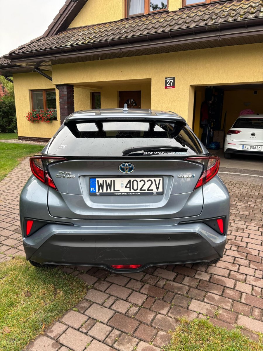 ODSTĄPIĘ LEASING – Toyota C-HR Hybrid 1.8 HSD Style 122 KM, 2020