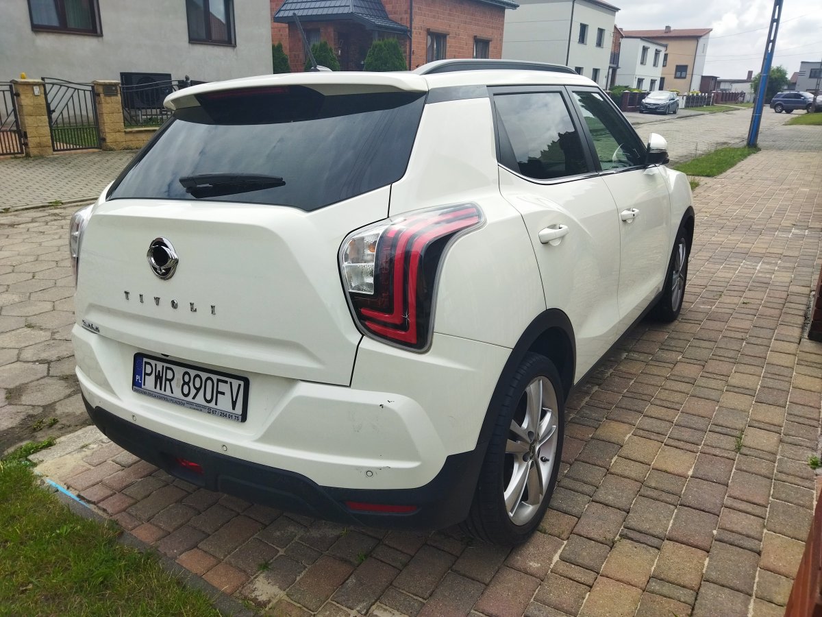 Sprzedam KGM Tivoli