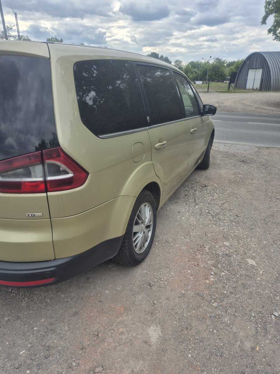 Ford galaxy 2.0 TDCI GHIA