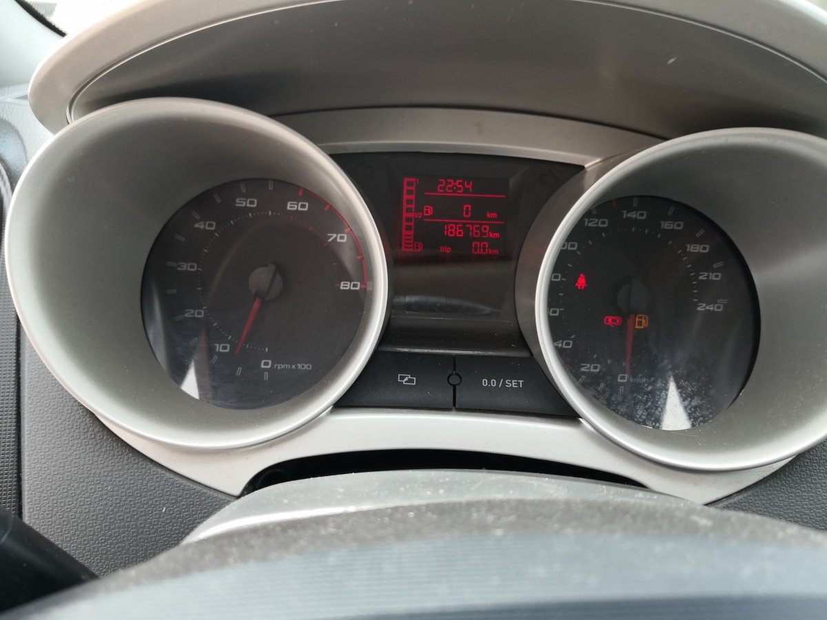 Seat Ibiza 2009 5Drzwi, 1,6 MPI 105 KM, Faktura VAT marża