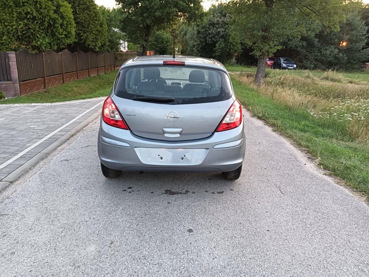 Corsa d 1.2 benzyna
