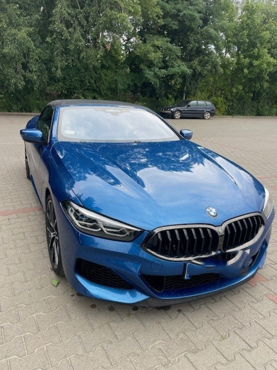 BMW 850