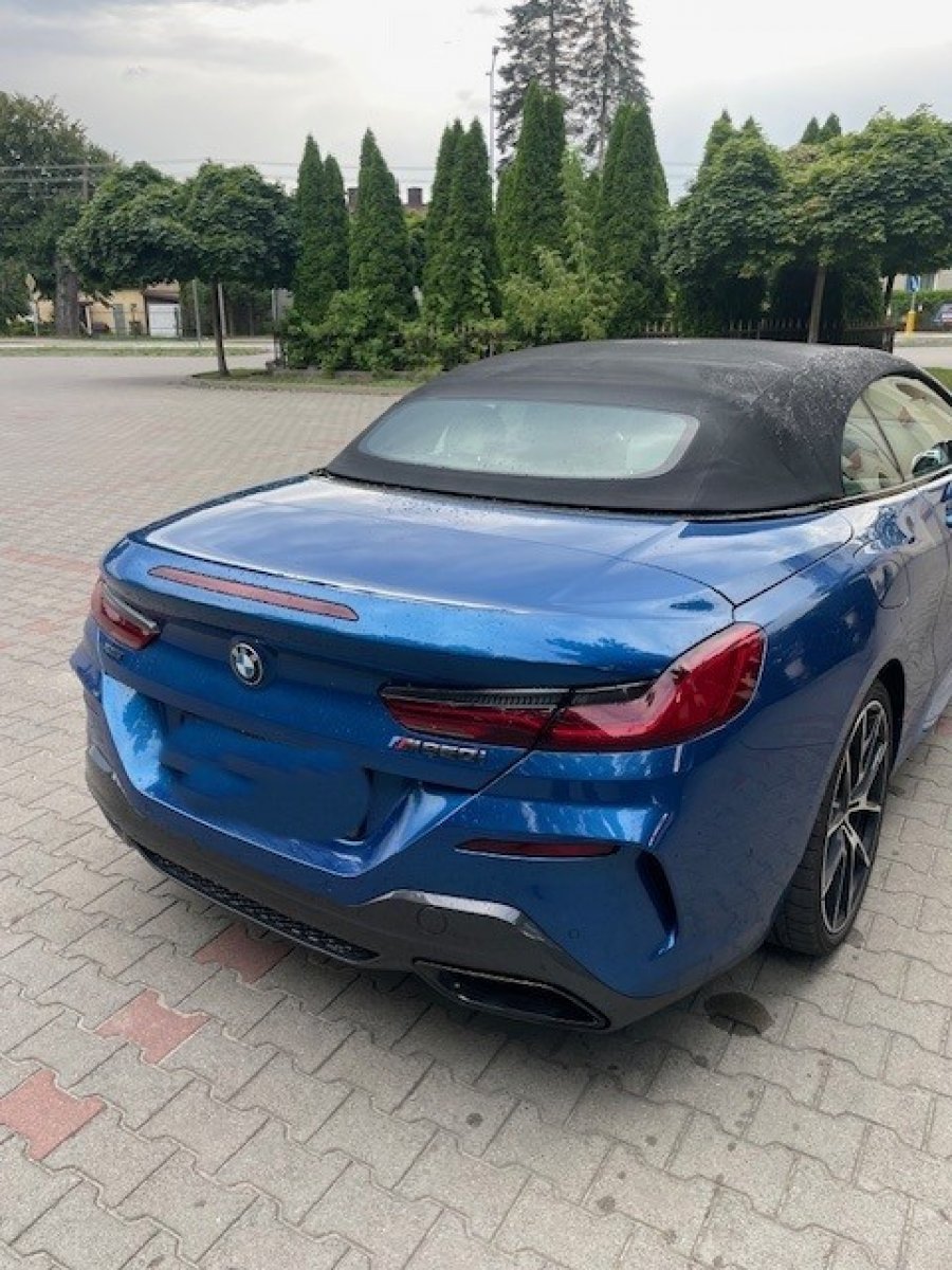 BMW 850