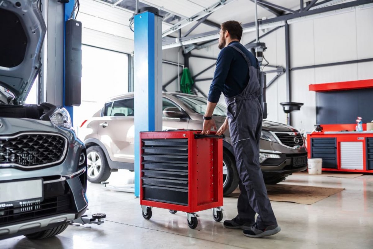 Dr Mechanik Auto Serwis – Twój niezawodny partner w dbaniu o samochód