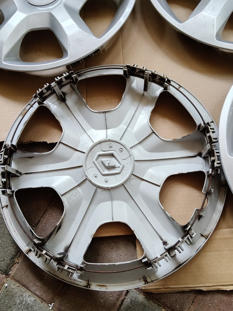Sprzedam oryginalne kołpaki 15" Renault
