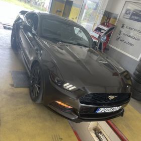 Ford mustang 3.7 