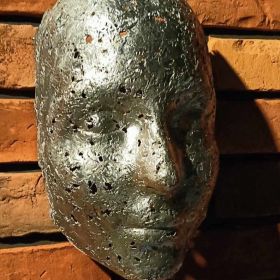 Maska z metalu rękodzieło rzeźba duża 