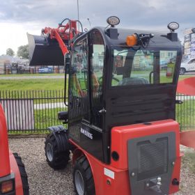 Ładowarka Hornet 806
