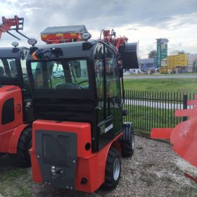 Ładowarka Hornet 806