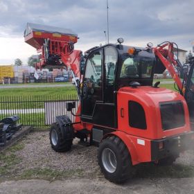 Ładowarka Hornet 808TT