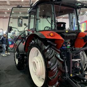 Ciąnik rolniczy basak 5105 