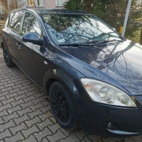 Kia Cee'd  1.4 16v 2009r. Benzyna+gaz