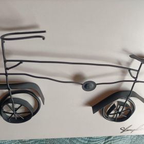Rower rowerek na płycie 40x50 płaskorzeźba rzeźba loft 