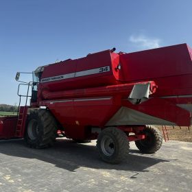 Kombajn Massey Ferguson 34