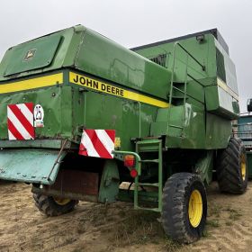 Kombajn John Deere 1075
