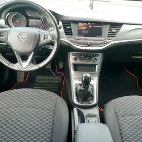 Opel Astra 145KM