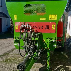 Rozrzutnik obornika Pronar NV 161/2
