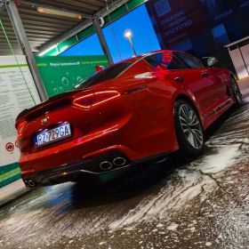 KIA STINGER 2.0T (2019)