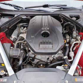 KIA STINGER 2.0T (2019)