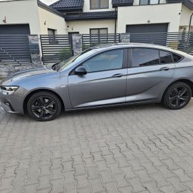Insignia polift 2020 r. POLSKA SALON
