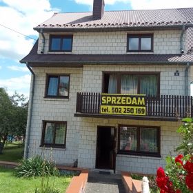 Dom że stawem rybnym 
