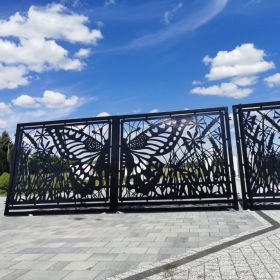 Brama wypalana , ogrodzenie , furtka , przęsła ,