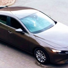 Mazda 2,0MHEV radar kamery aktywny temp. Nawi sterowana głosem BLIS grzana kiero