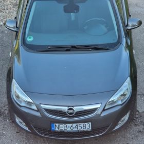 Sprzedam Opel Astra J 1.7 cdti Sport Tourer 2011